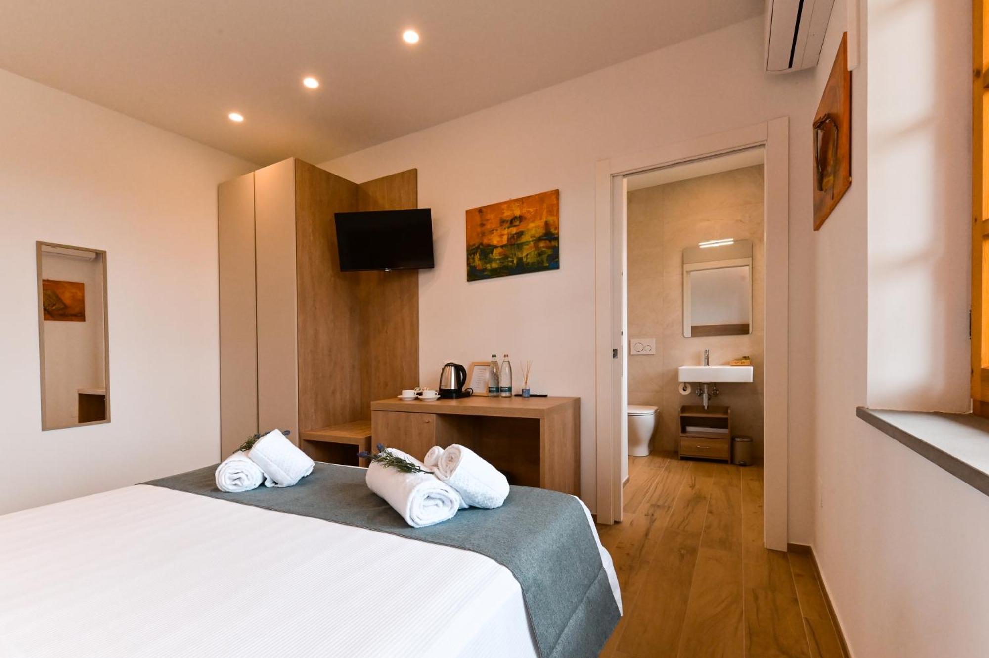 Villa Lucilla - B&B Rooms And Pool Potenza Picena Exterior foto